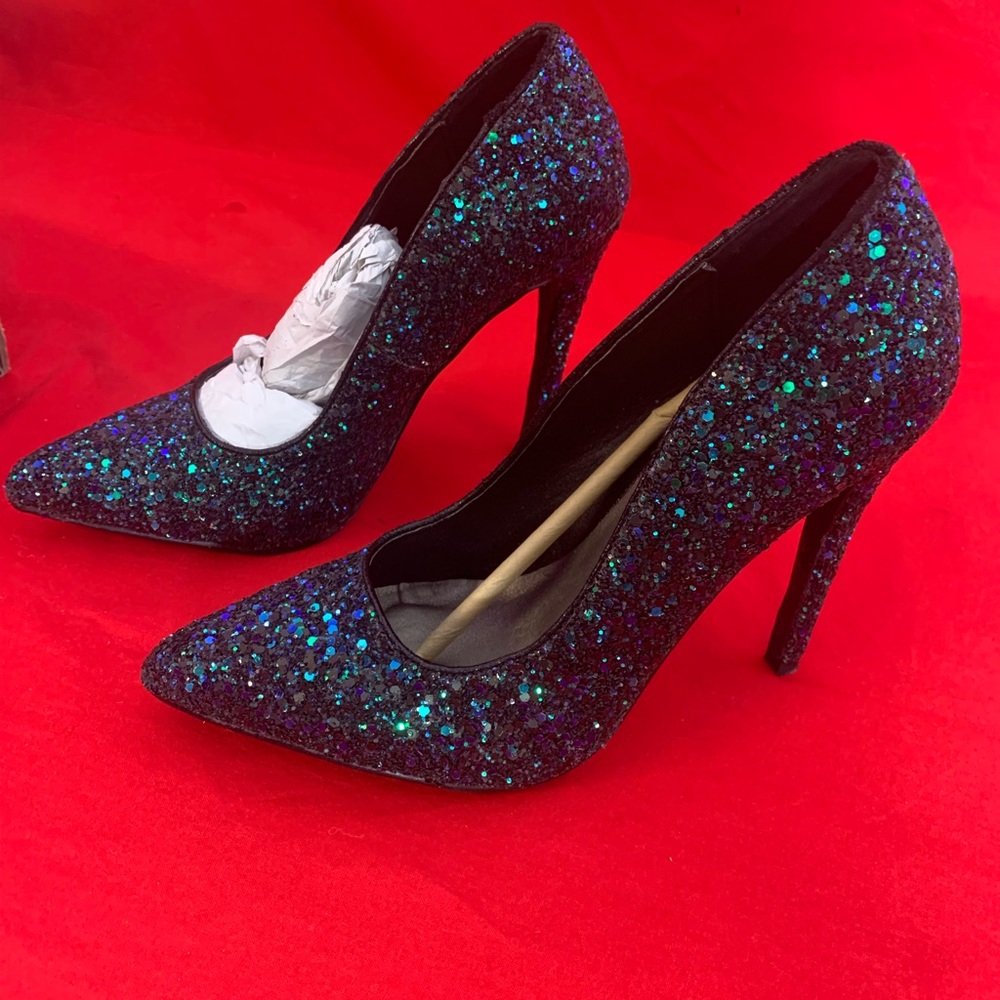 Michael Antonio black glitter